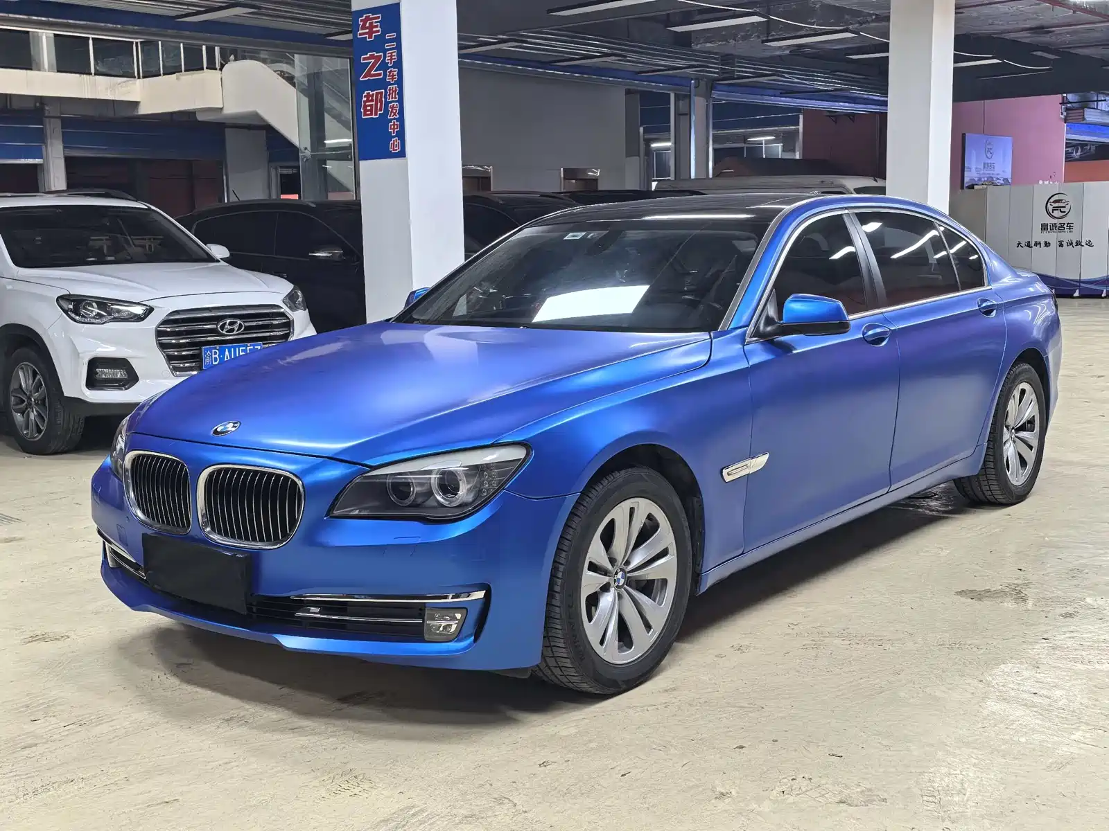 Фото 1 - BMW 7 Series