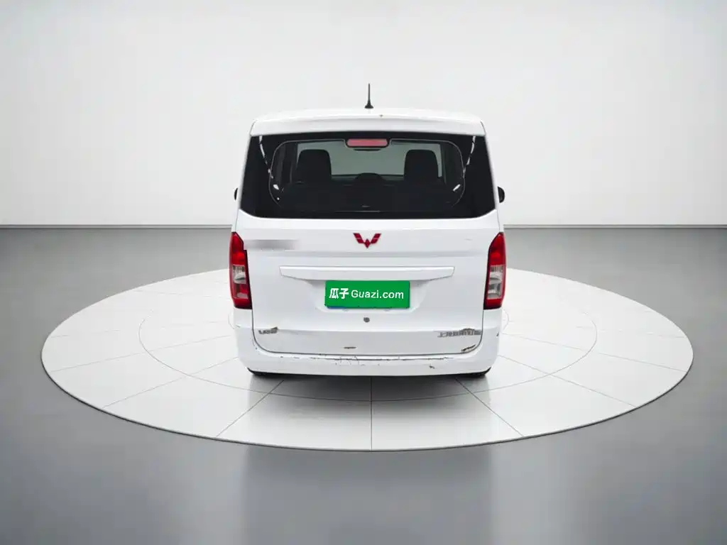 Wuling Motors Wuling Rongguang V 2015 2015 1.2L Basic