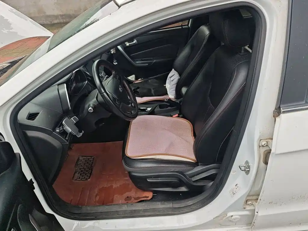 Chery Arrizo 5 2016 2016 1.5L CVT Trend Leader
