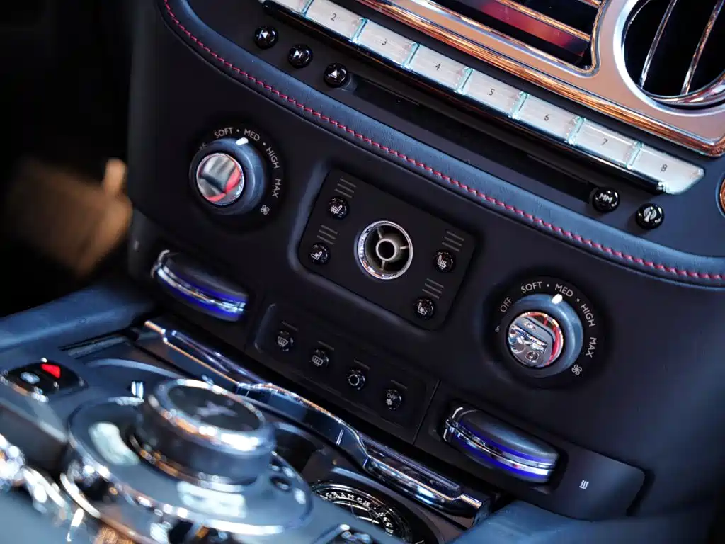 Rolls-Royce Wraith 2014 2013 6.6T Standard