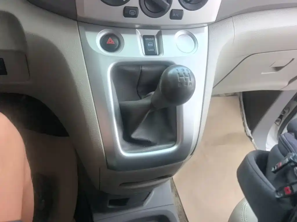 Nissan NV200 2014 2014 1.6L Manual Premium (China IV)