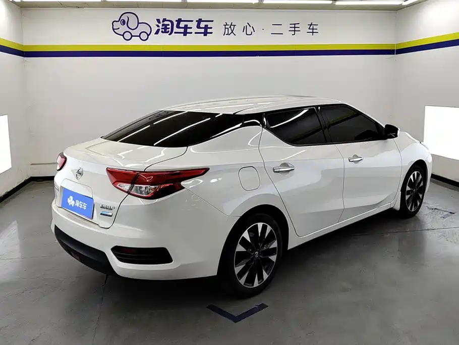 Nissan Bluebird 2019 2019 1.6L CVT Smart Connect Cool Edition China VI