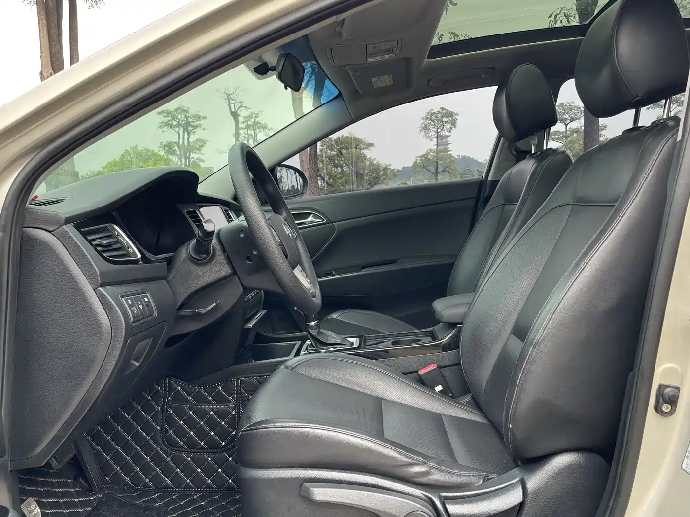 Hyundai Mistra 2014 1.8L Auto Smart GLS фото 5