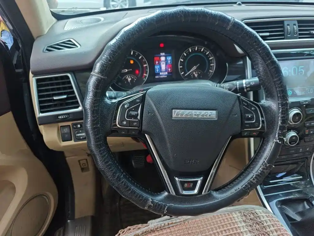 Фото 11 - Haval H2