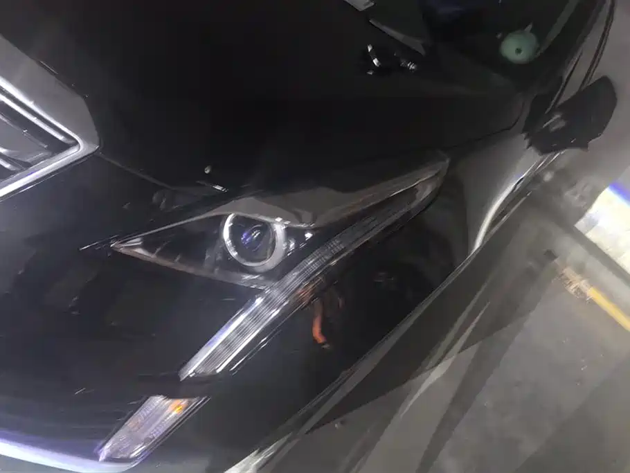 Cadillac XT5 2018 25T Luxury фото 5