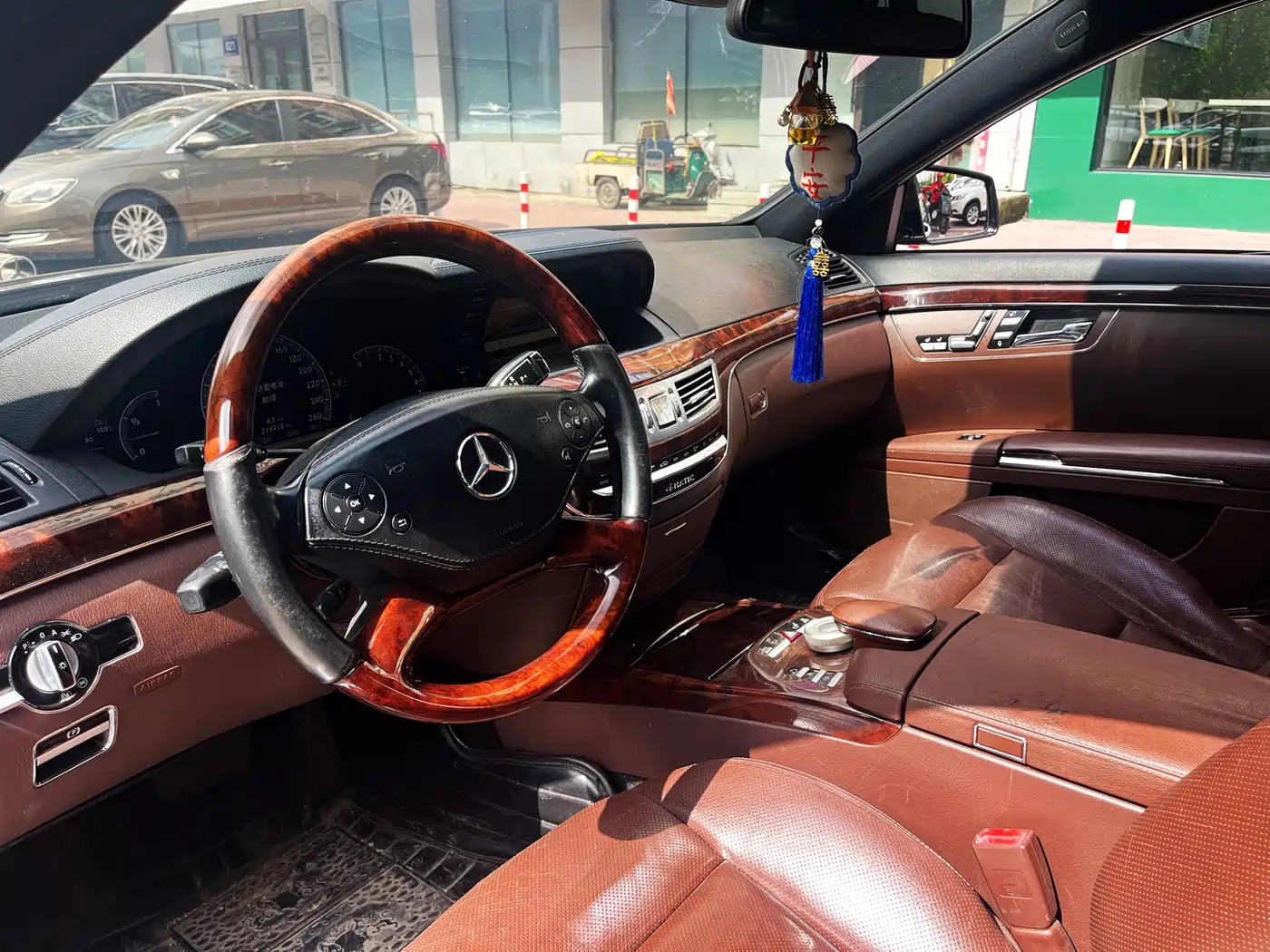 Mercedes-Benz S-Class 2011 S 350 L CGI 4MATIC фото 8