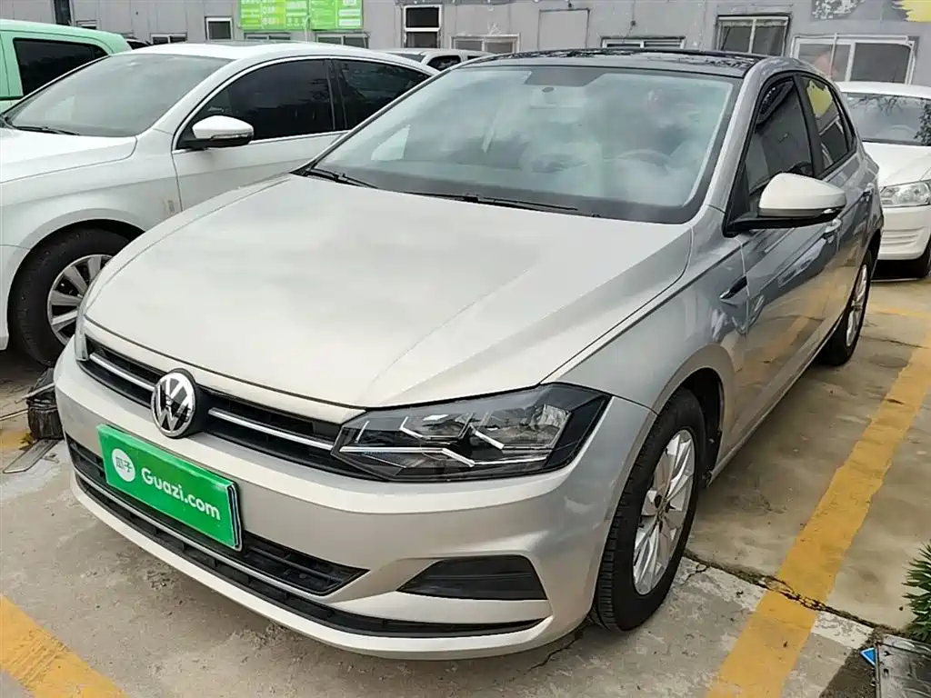 Volkswagen Polo 2019 Plus 1.5L Automatic Colorful Tech Edition