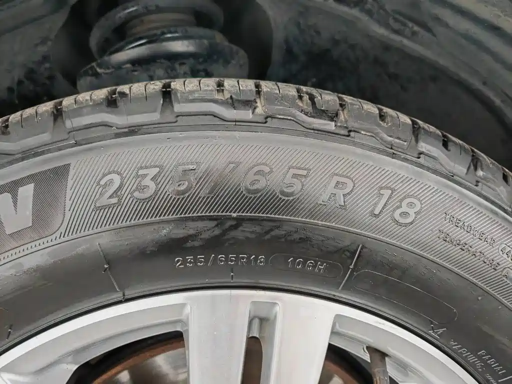Фото 24 - Cadillac SRX