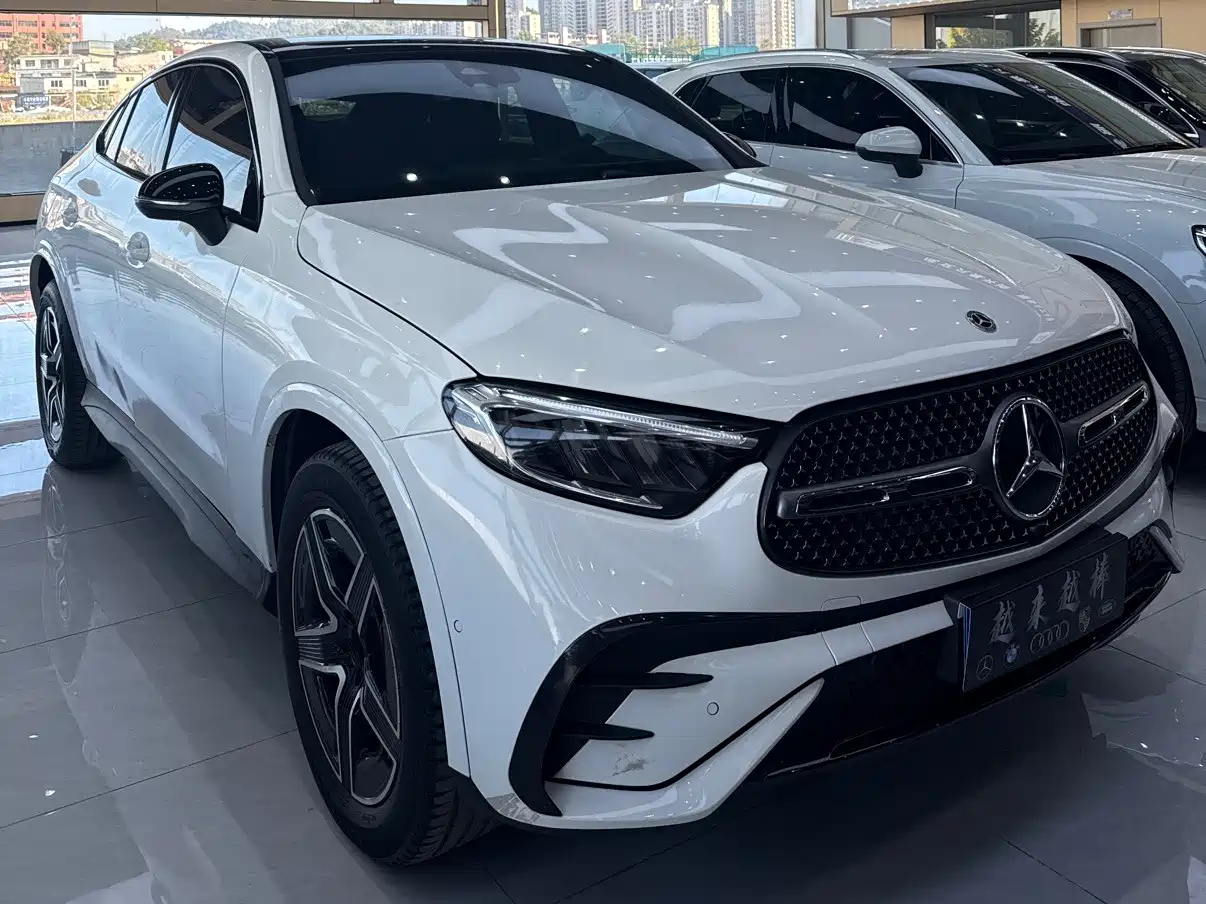 Mercedes-Benz GLC Coupe 2025 2025 Facelift GLC 260 4MATIC Coupe SUV