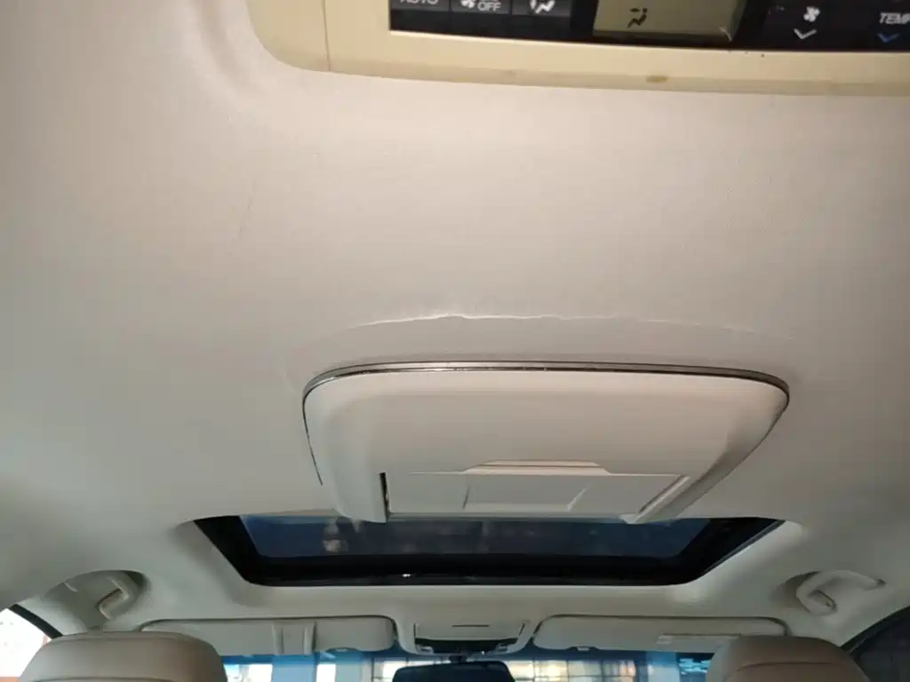 Photo 18 - Honda Odyssey