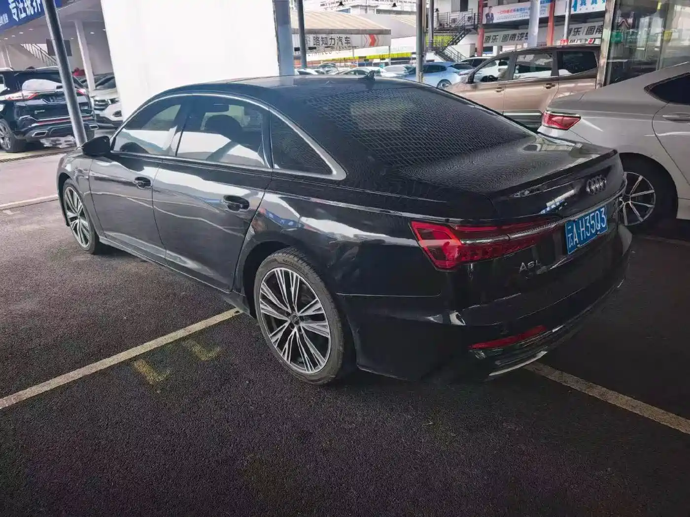 Фото 9 - Audi A6L