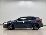 Photo 13 - Volvo V40