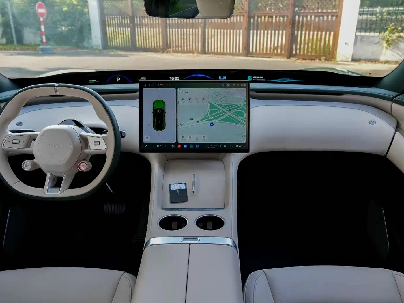 Xiaomi Auto Xiaomi YU7 2025 Extended Range AWD Pro фото 17