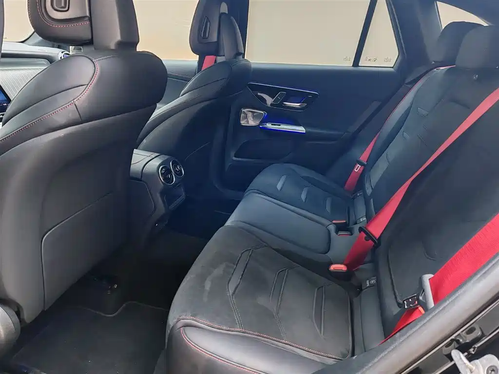 MERCEDES-BENZ GLC AMG