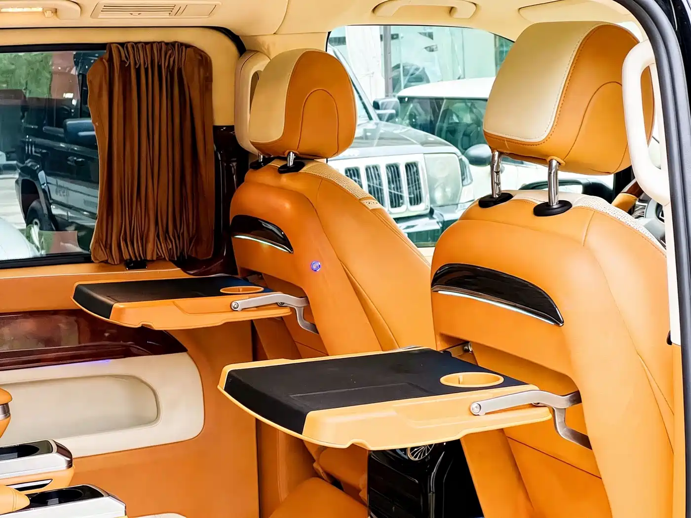 Mercedes-Benz Vito 2021 2.0T Business Edition 7-seater фото 14
