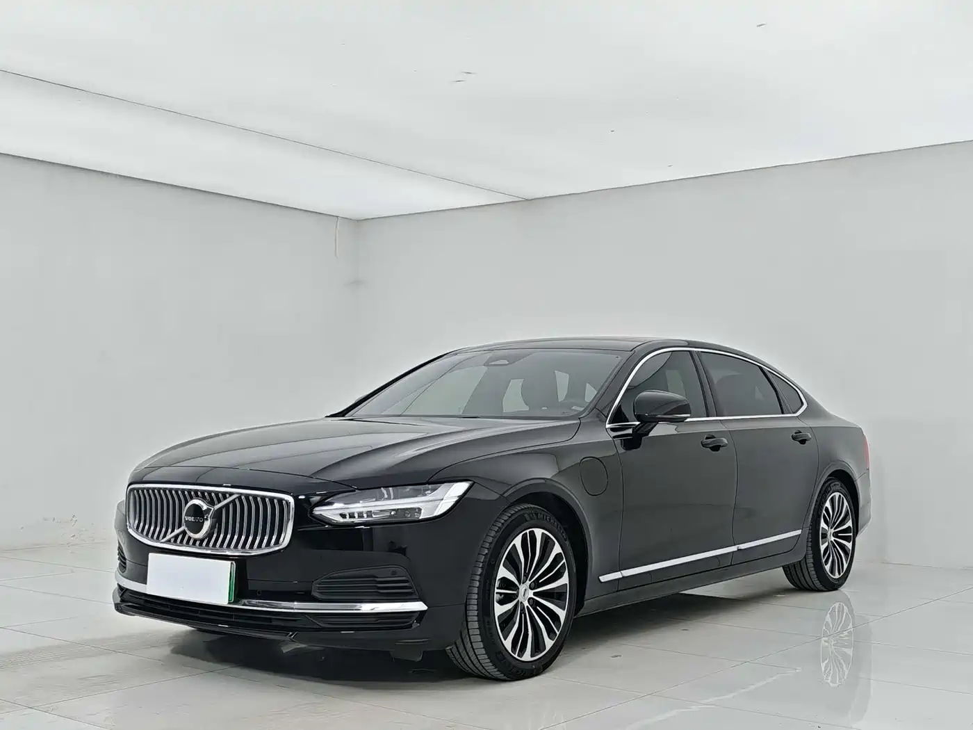 VOLVO S90 PLUG IN HYBRID