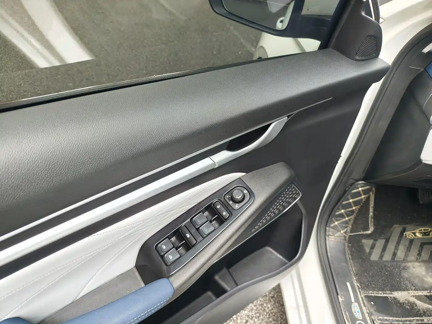 GEELY AUTOMOBILE EMGRAND