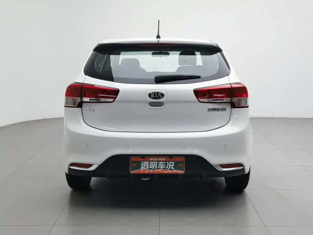 Photo 4 - Kia K2