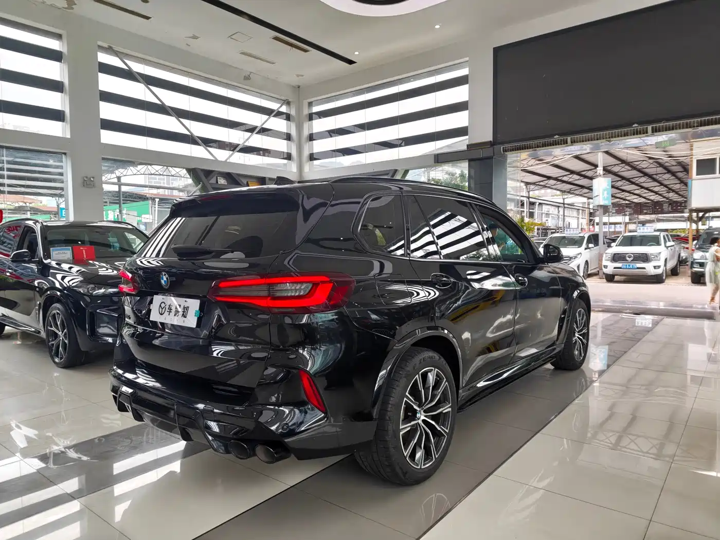 BMW X5 2022 2022 xDrive 30Li Premium M Sport Package