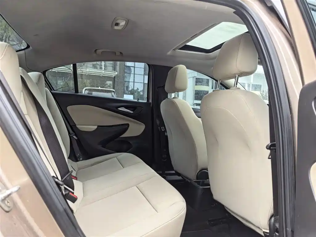Buick Excelle 2018 15N CVT Elite фото 19