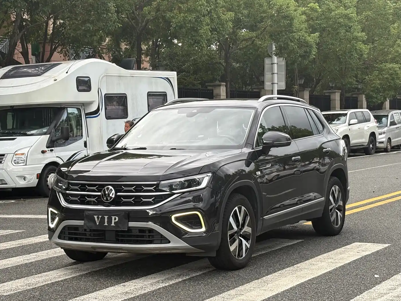 Фото 1 - Volkswagen Tayron