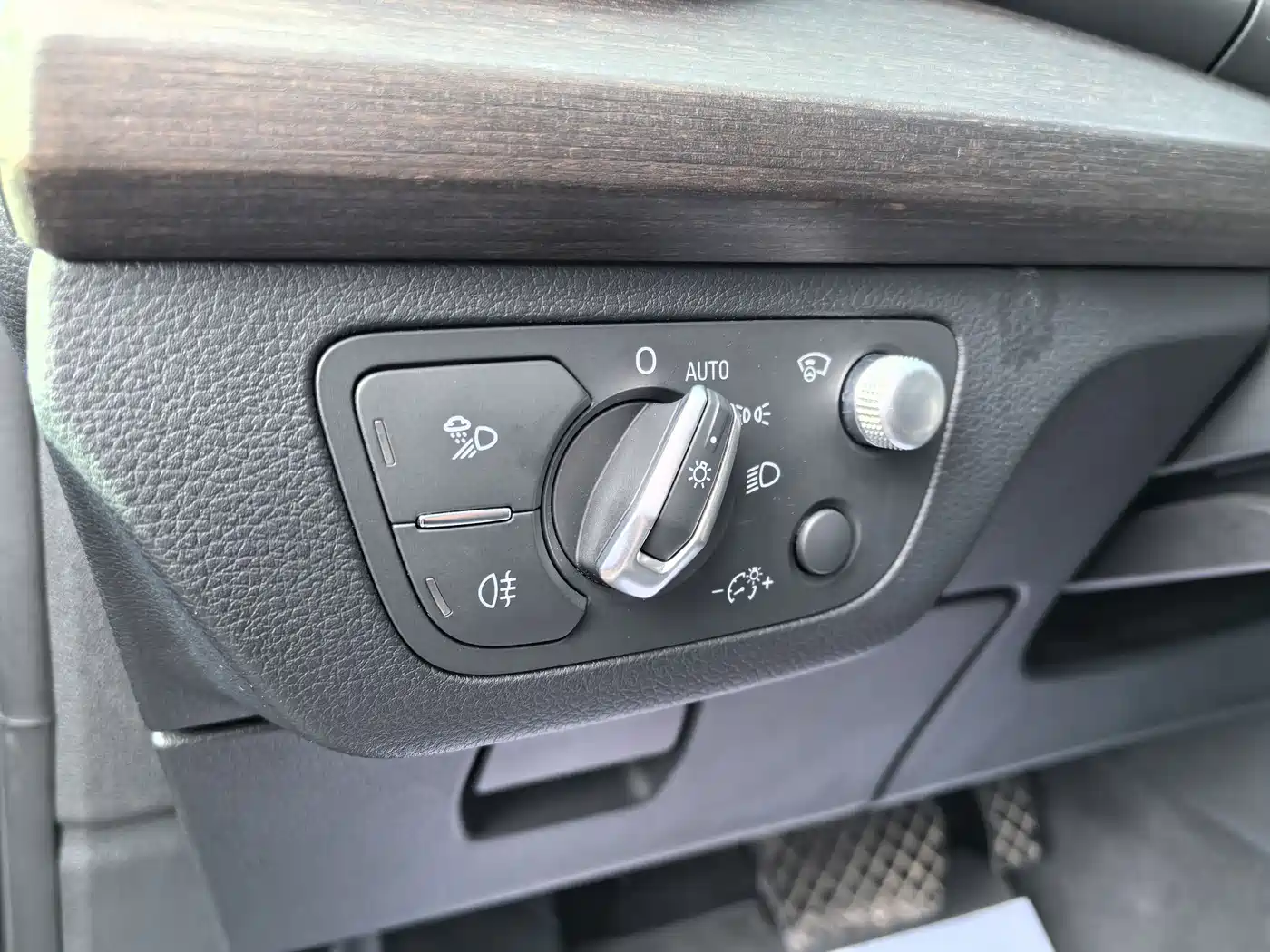 Фото 13 - Audi Q5L