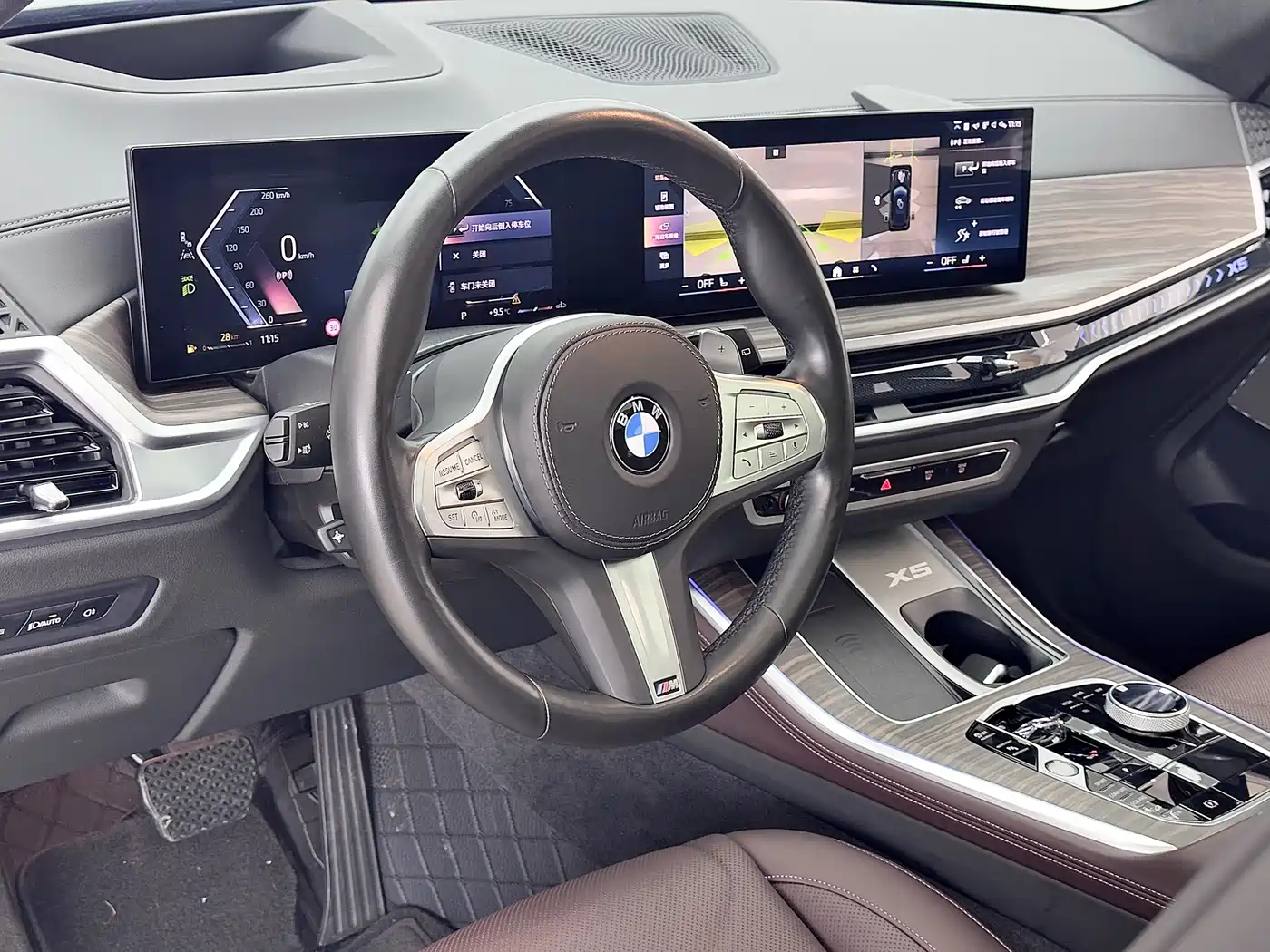 BMW X5 2023 xDrive 40Li M Sport Black Night Package фото 13