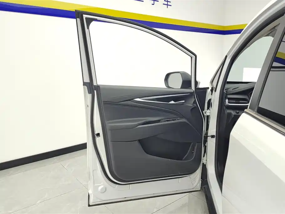 SAIC Maxus Maxus G50 2021 1.5T Automatic Easy Tour B фото 7