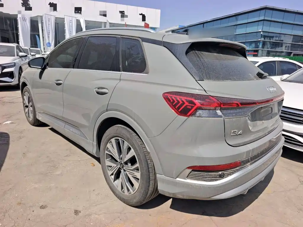 Audi Q4 e-tron 2024 2024 40 e-tron Pioneer Edition