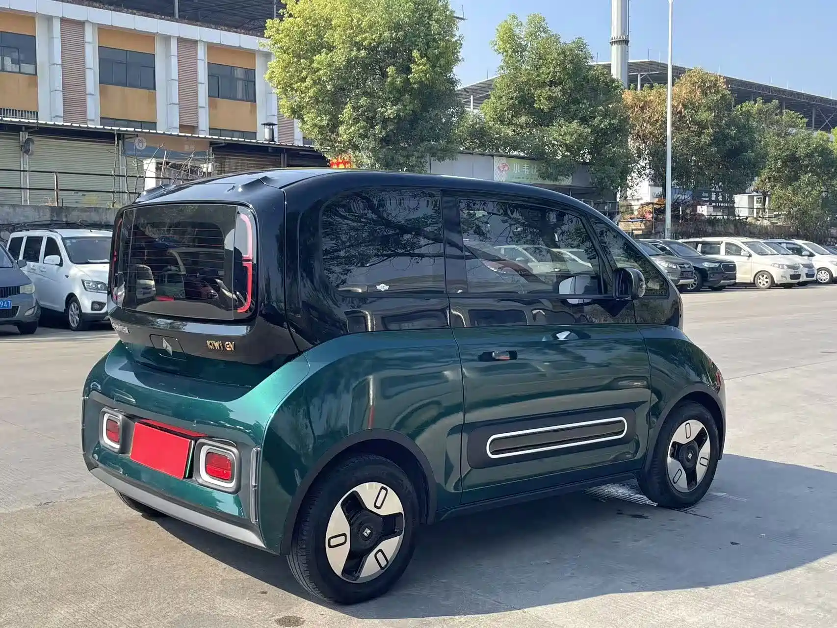 Фото 9 - Baojun KiWi EV