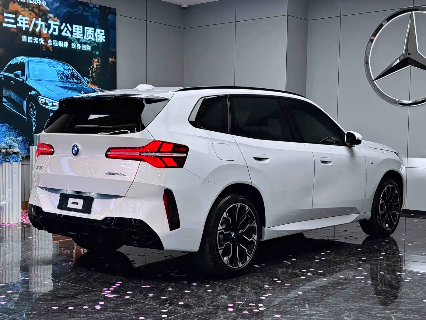 BMW X3 2026 2026 xDrive30L Leading Trim M Sport Shadowline Package