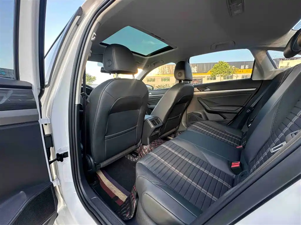 Volkswagen Lavida 2022 280TSI DSG Comfort Edition фото 10