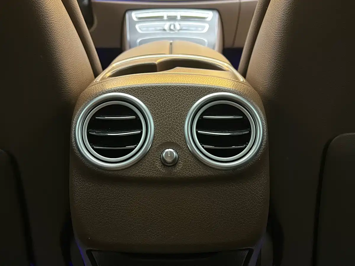 Mercedes-Benz E-Class 2019 E 260 L Sport фото 25