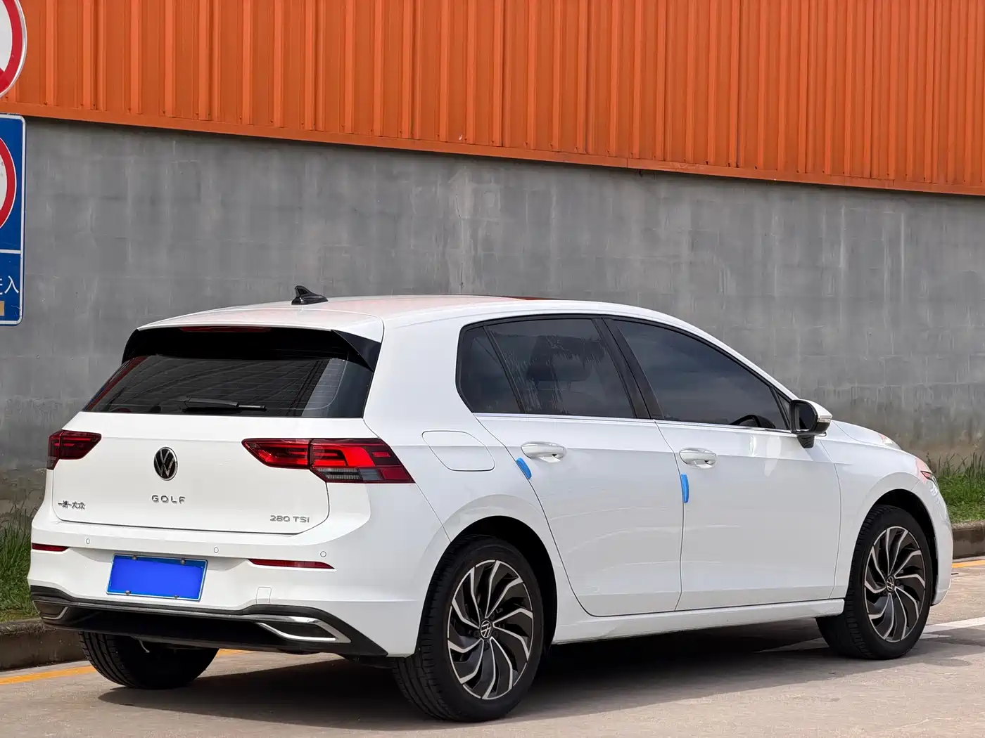 Volkswagen Golf 2023 Facelift 280TSI DSG Pro фото 9