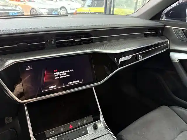 Audi A6L 2021 45 TFSI Exclusive Sport фото 5