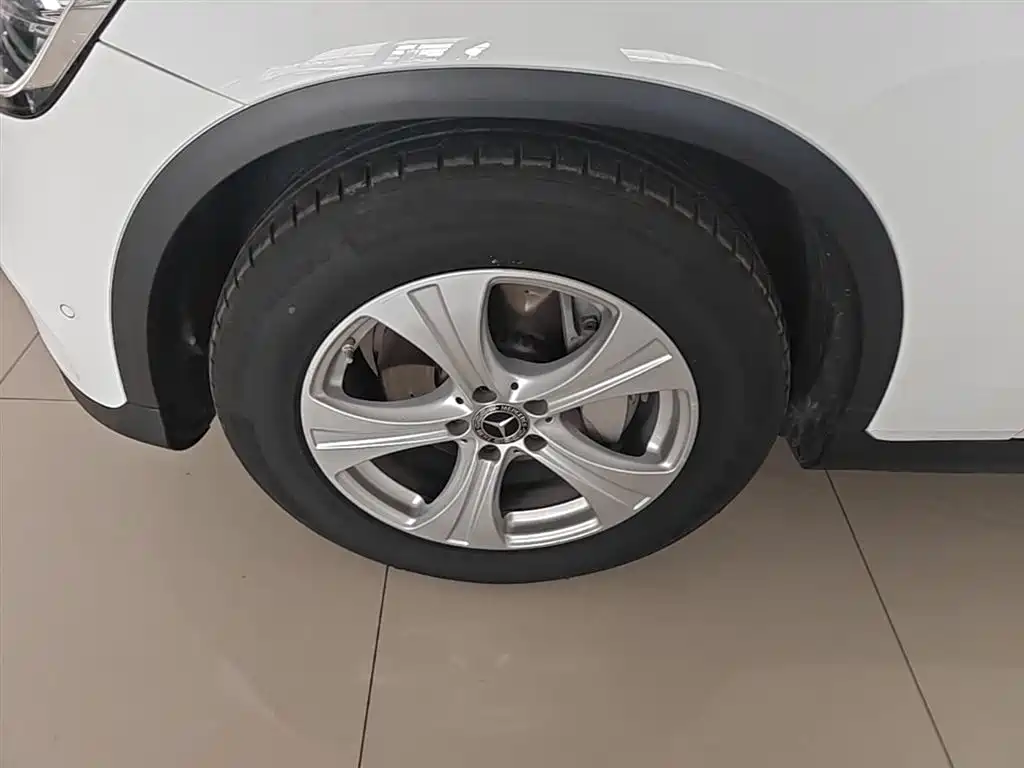 Mercedes-Benz GLC 2020 GLC 260 L 4MATIC Dynamic фото 23