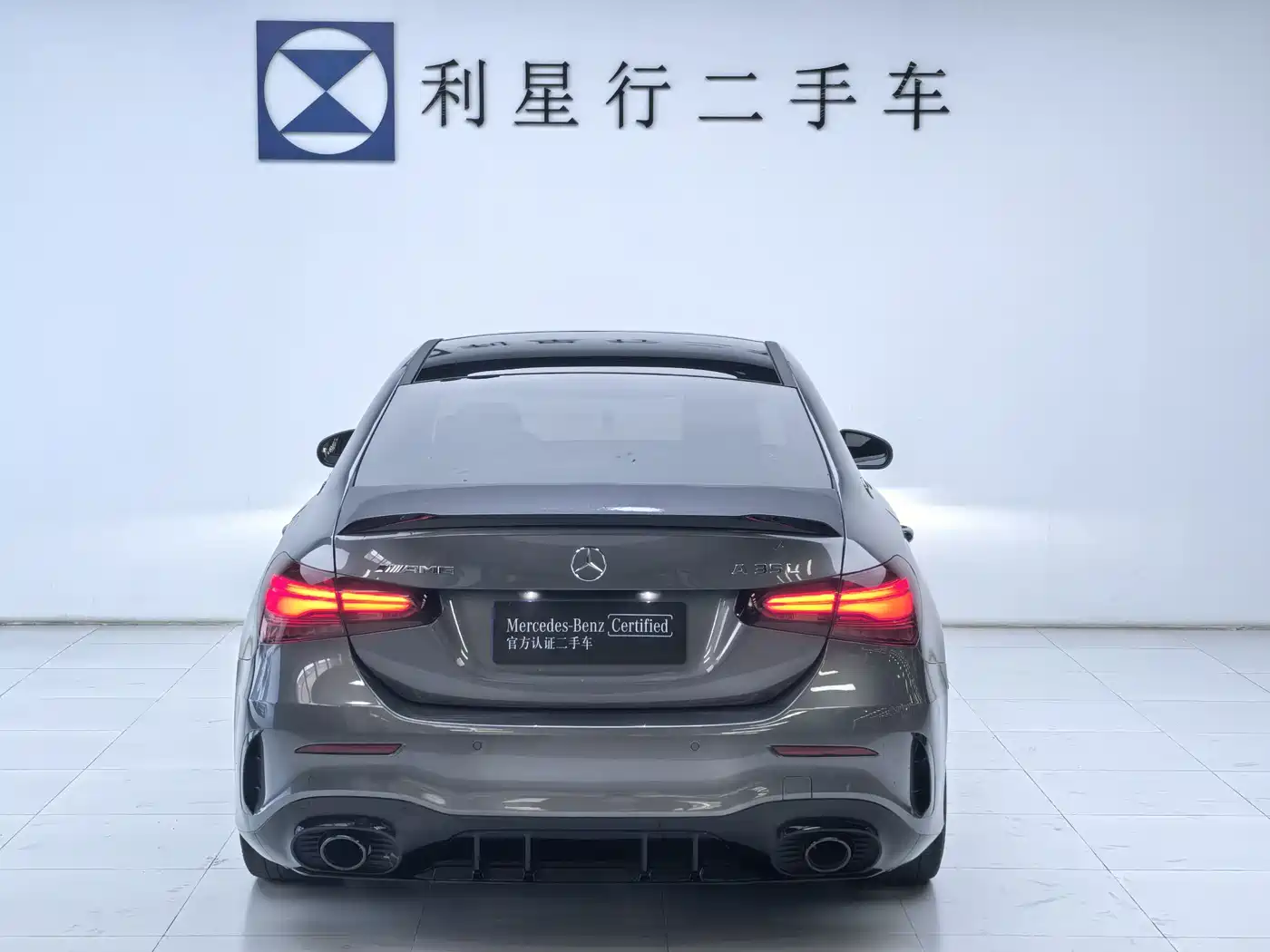 Mercedes-Benz A-Class AMG 2024 AMG A 35 L 4MATIC фото 6