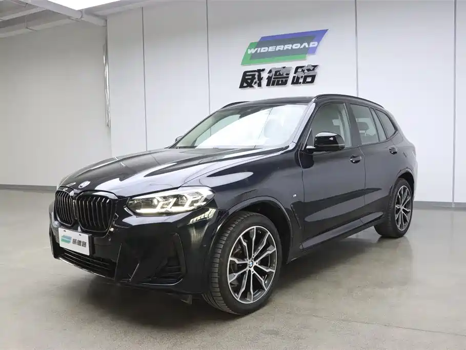 BMW X3 2023 xDrive30i Leading M Night Package