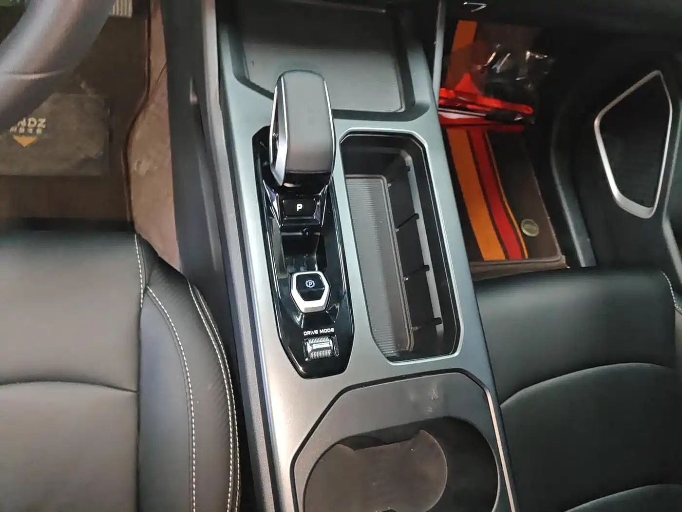 Geely Radar Radar King Kong 2025 2025 EM-P 4WD Long Bed Thousand-Mile King Kong