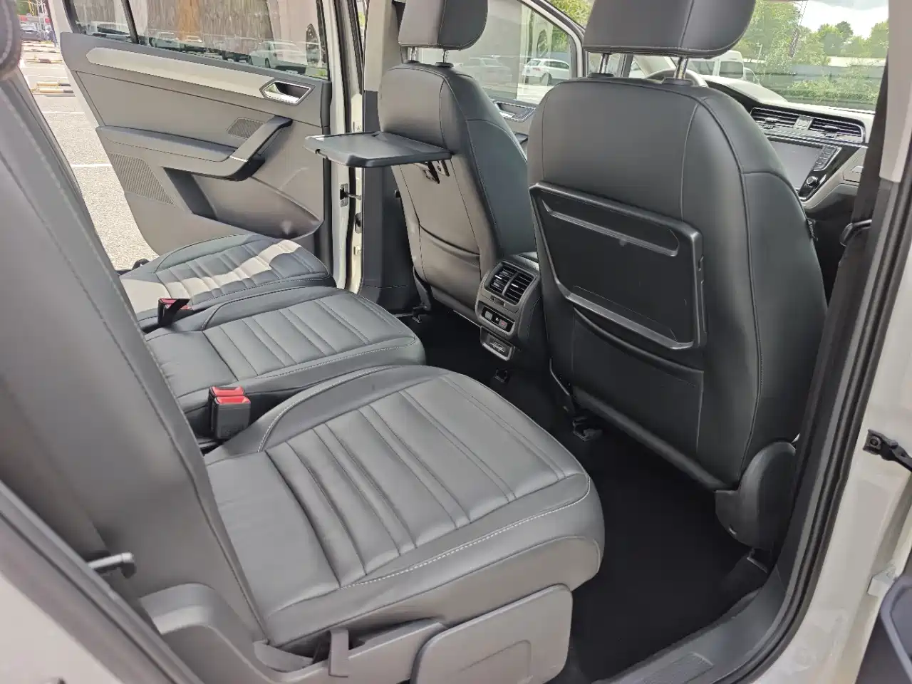 Volkswagen Touran 2021 2021 Touran L 280TSI DSG Cross Edition 7-seater