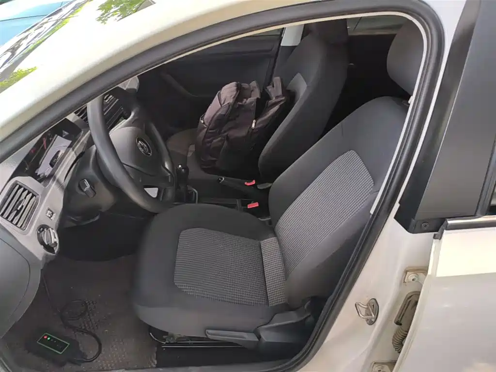 Volkswagen Santana 2021 1.5L Manual Trend Edition фото 15