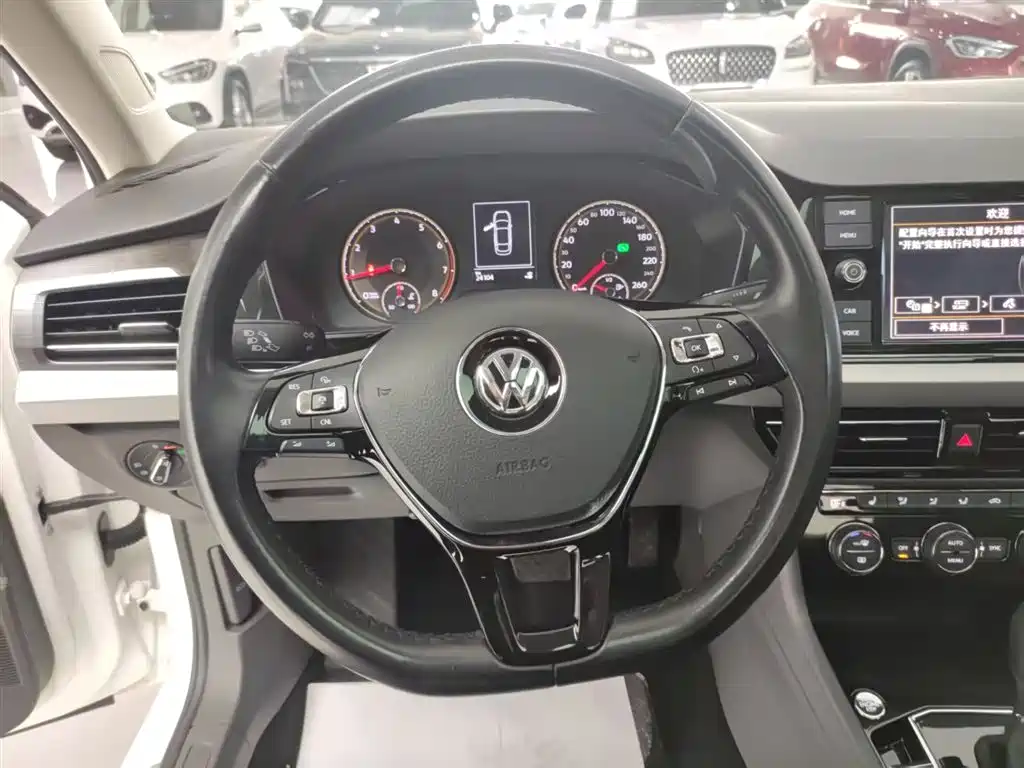 Volkswagen Lavida 2019 280TSI DSG Luxury Edition China VI фото 9