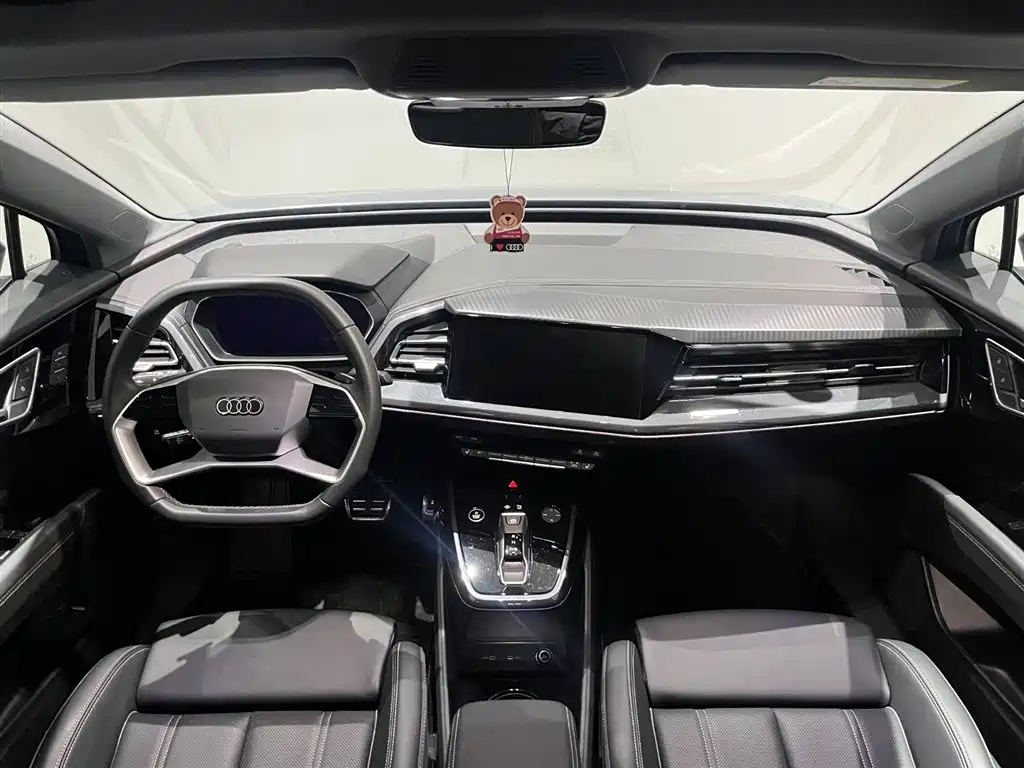 Audi Q4 e-tron 2024 40 e-tron Creation Edition фото 7