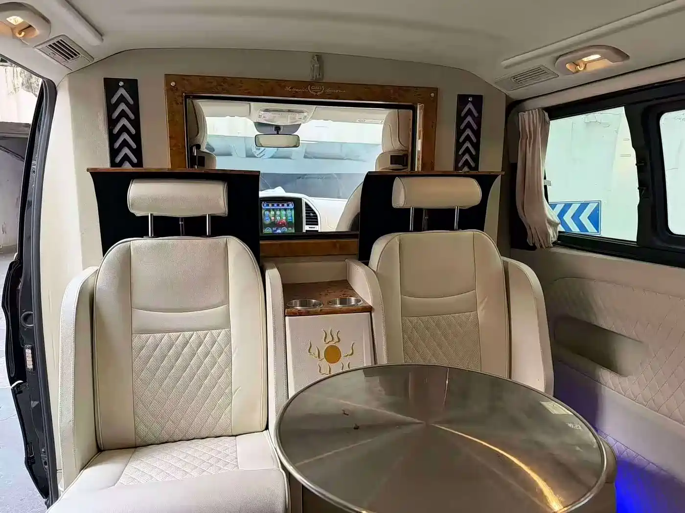 Mercedes-Benz Vito 2018 2.0T Business Edition China VI фото 16