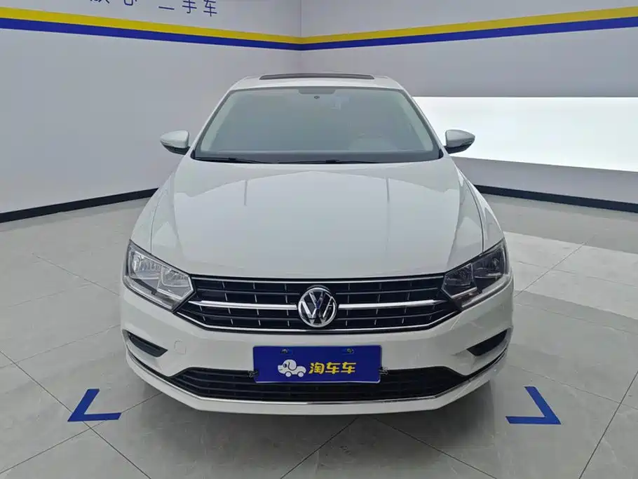 Фото 2 - Volkswagen Bora