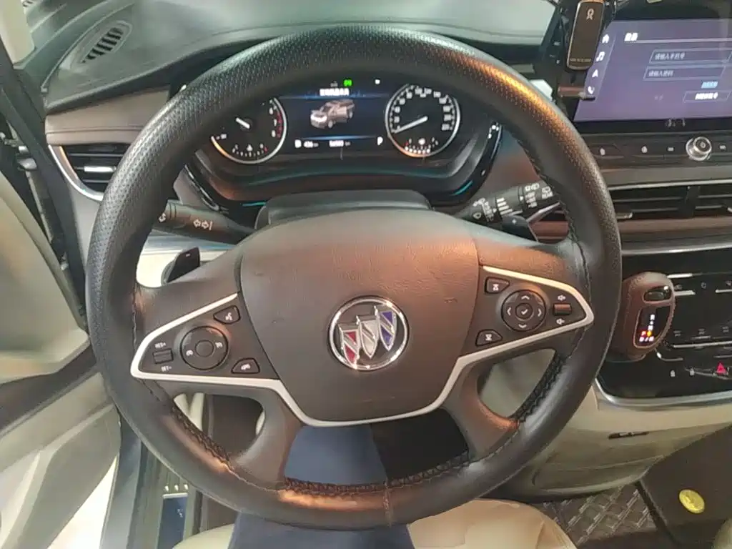 Фото 11 - Buick GL8