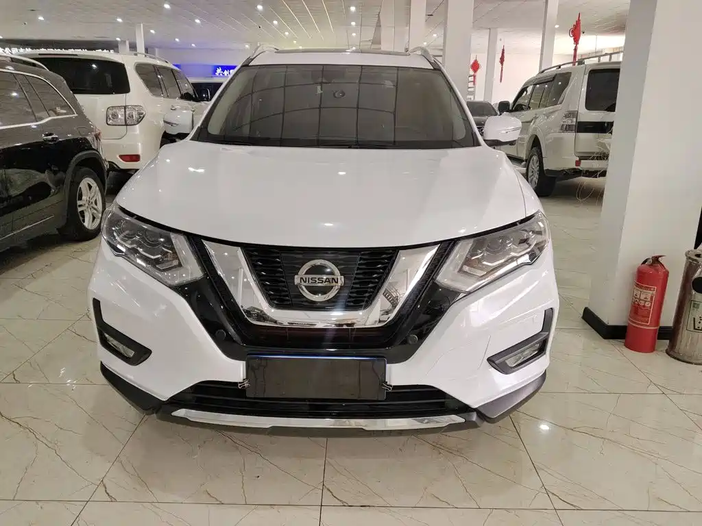 Фото 6 - Nissan X-Trail