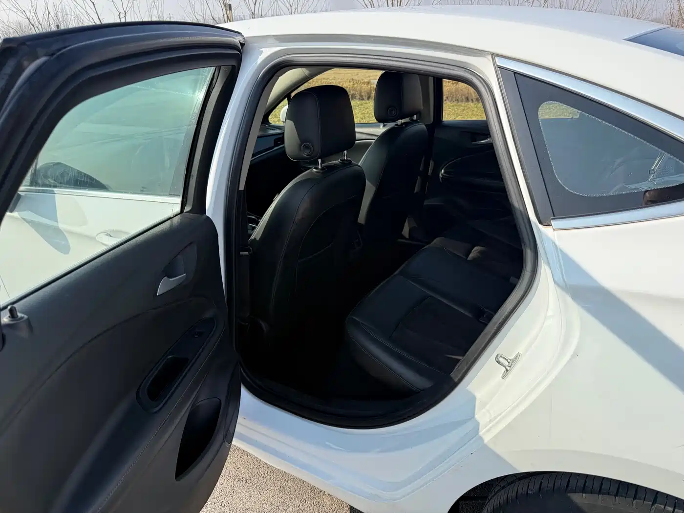 Buick Verano 2015 Sedan 20T Dual-clutch Elite фото 9