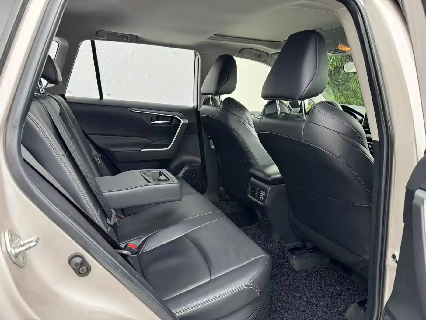 Toyota Wildlander 2021 2020 Dual Engine 2.5L E-CVT FWD Luxury