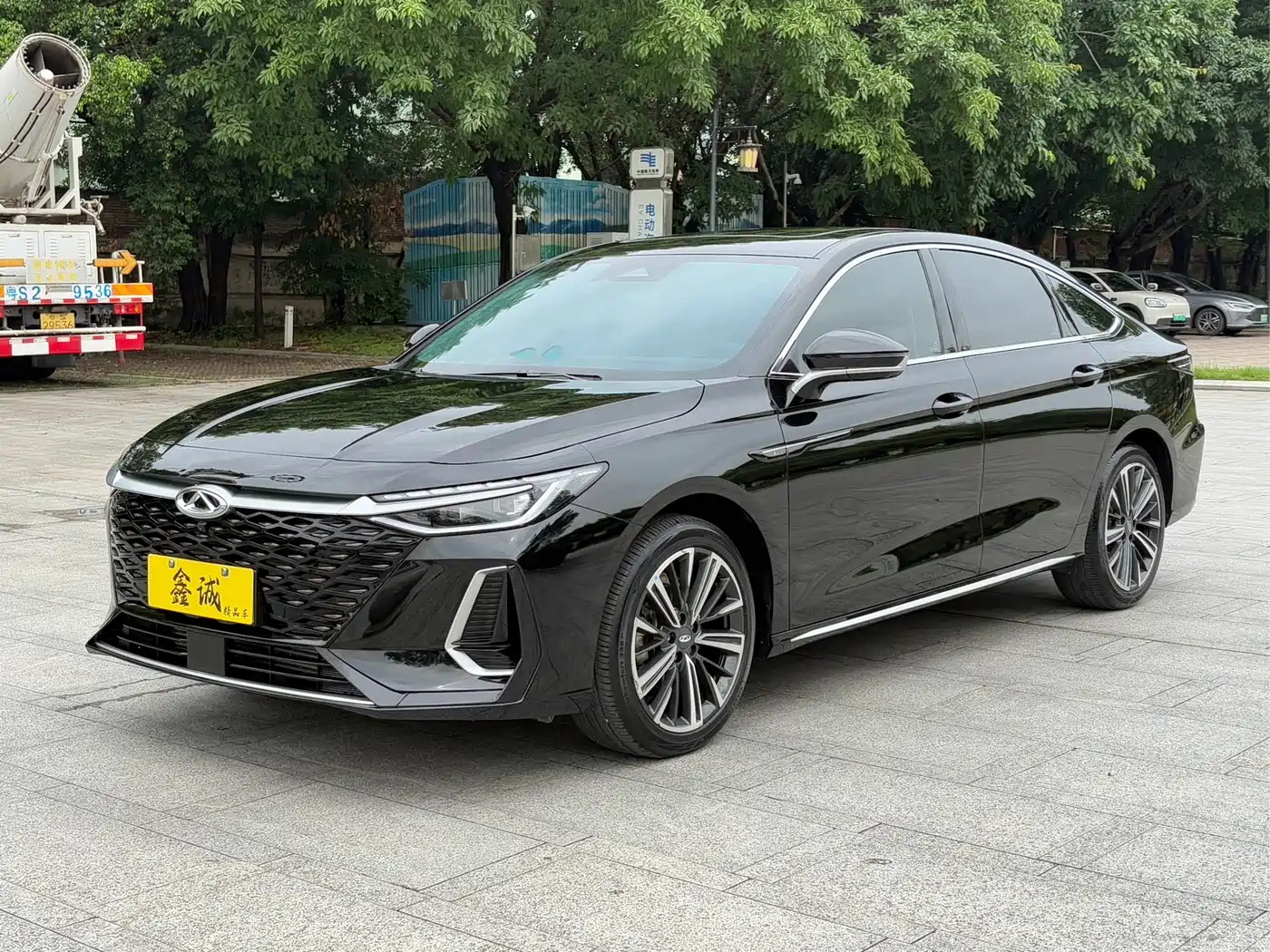 CHERY ARRIZO 8